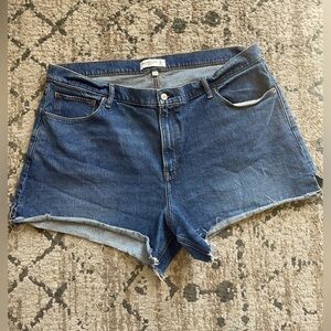 Abercrombie and Fitch Curve Love 4” Jean Short Size 35/20 Cowgirl Country 10/10